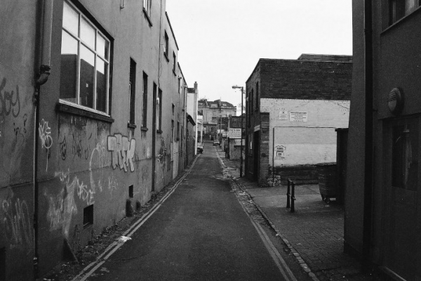 Black and white view of Hampton Lane during the day without people